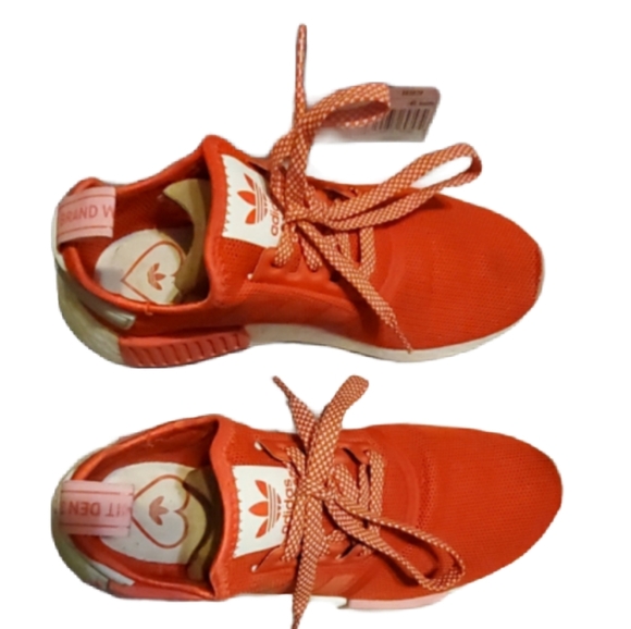 Red orange Adidas NMD R1 - Picture 2 of 4